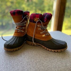 J. Crew Winter boots. Brand new condition without tags. Size 8 Buffalo plaid